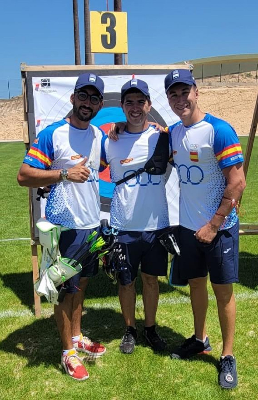 Castro y Alvariño superan la primera ronda turca