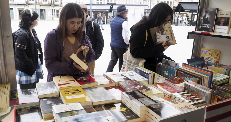 Libros para vivilos nun enriquecedor encontro entre autores e público