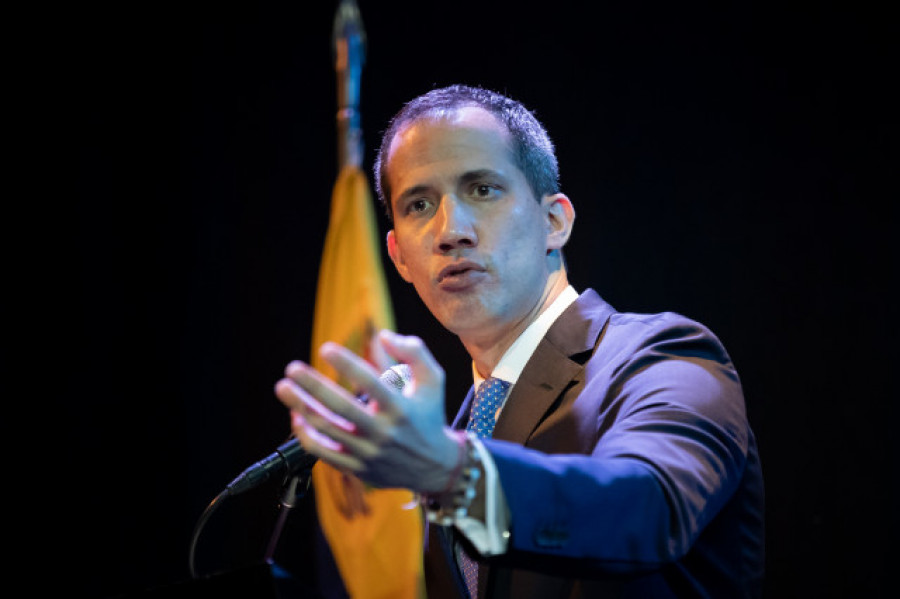 Juan Guaidó denuncia haber sido sacado de Colombia en un vuelo a EE.UU.