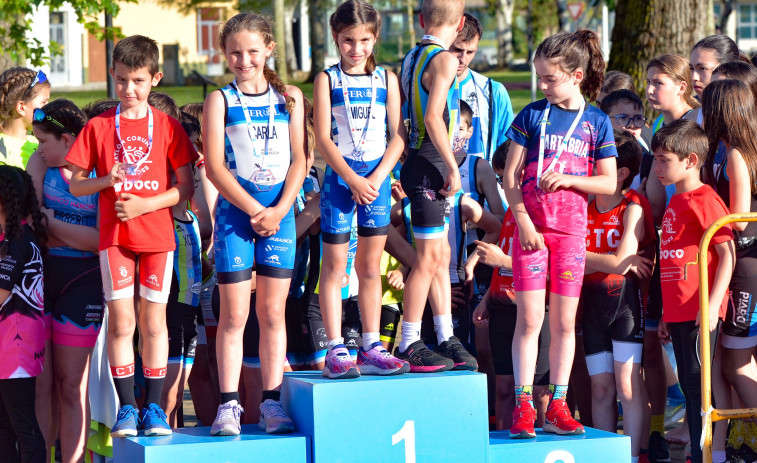 Más de una docena de podios para Triatlón Ferrol, Narón y anfitriones en el Provincial cedeirés