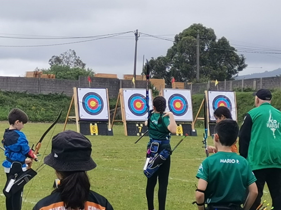 Buena segunda jornada para Narón y Sílex en Pontevedra