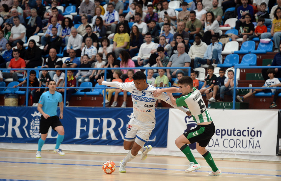 O Parrulo quiere cerrar el playoff en la cancha del Ceuta