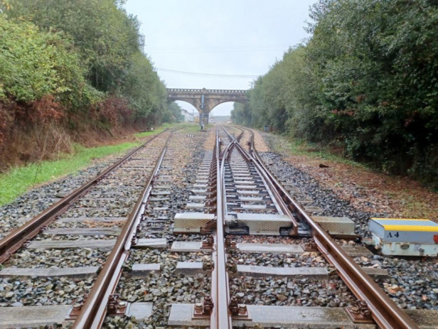 Reabre la línea de tren Ferrol-Ribadeo tras un mes de obras