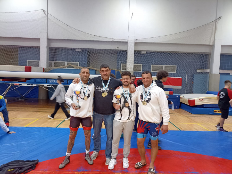 Permuy, Martínez, González y Placer firman seis podios en Pontevedra
