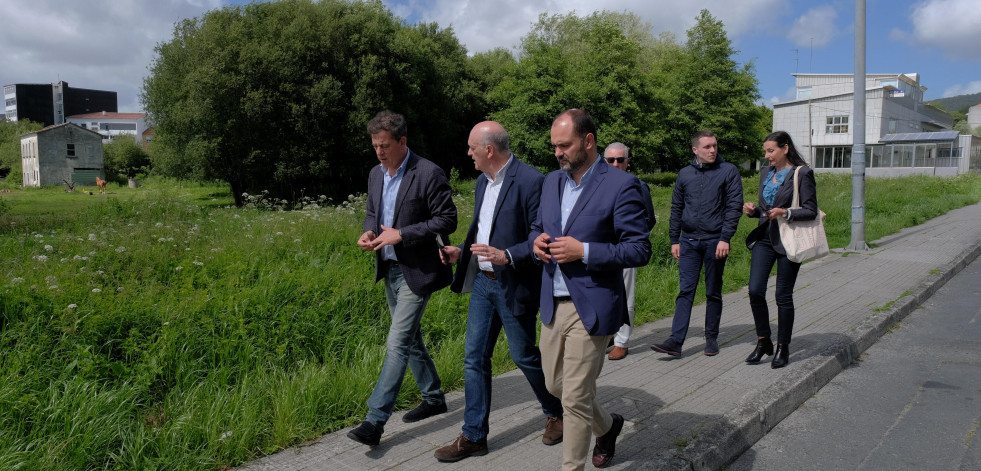Besteiro supervisa en Ares, Fene y Neda los proyectos de los fondos de recuperación