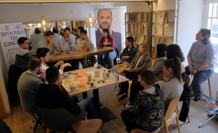 Bernardo Fernández invita a los jóvenes eumeses a tumbar el prejuicio del “botellón”