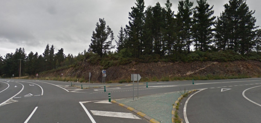 Un motorista pierde la vida tras chocar contra una señal en As Pontes