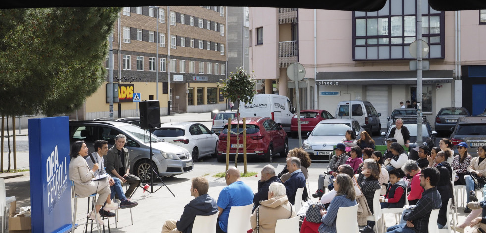 Rey Varela (PP) promete licencias municipales en solo tres meses para Ferrol