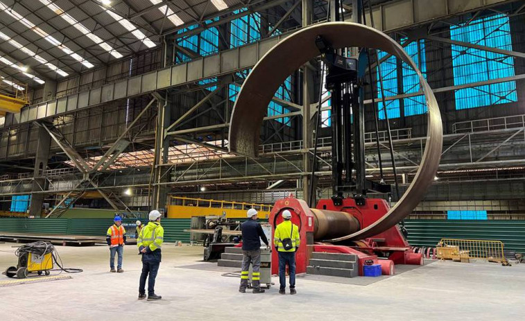 Pesar en el naval ferrolano por la muerte de un operario en Navantia