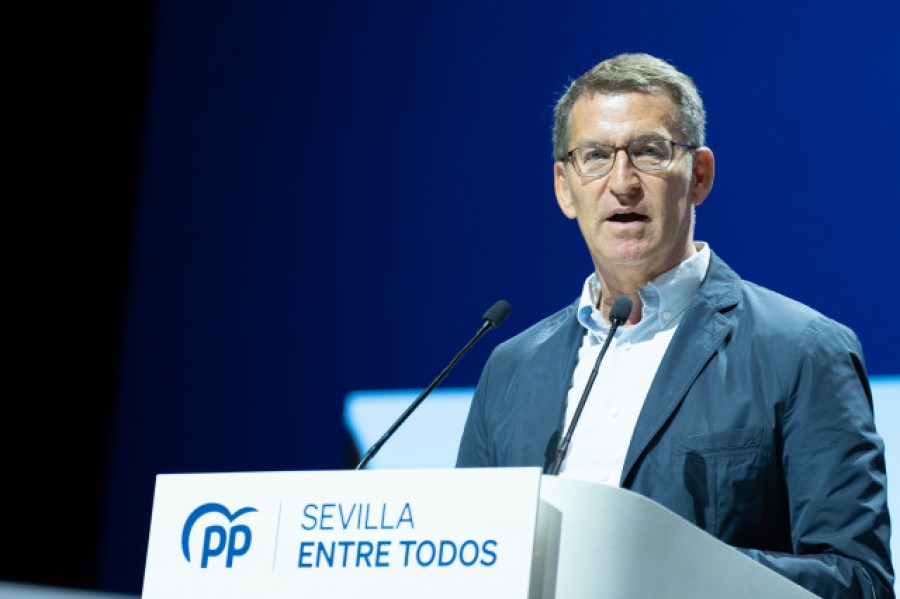 El PSOE acusa a Feijóo de mentir sobre su viaje a Tenerife y pide que aporte pruebas de que su vuelo fue cancelado