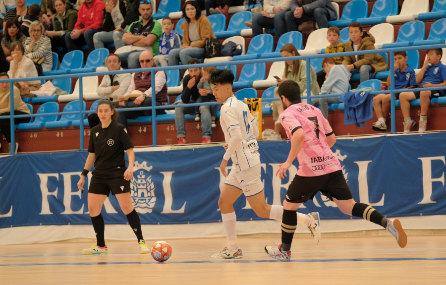 El Café Candelas, fuera del playoff tras empatar en Lugo (3-3)