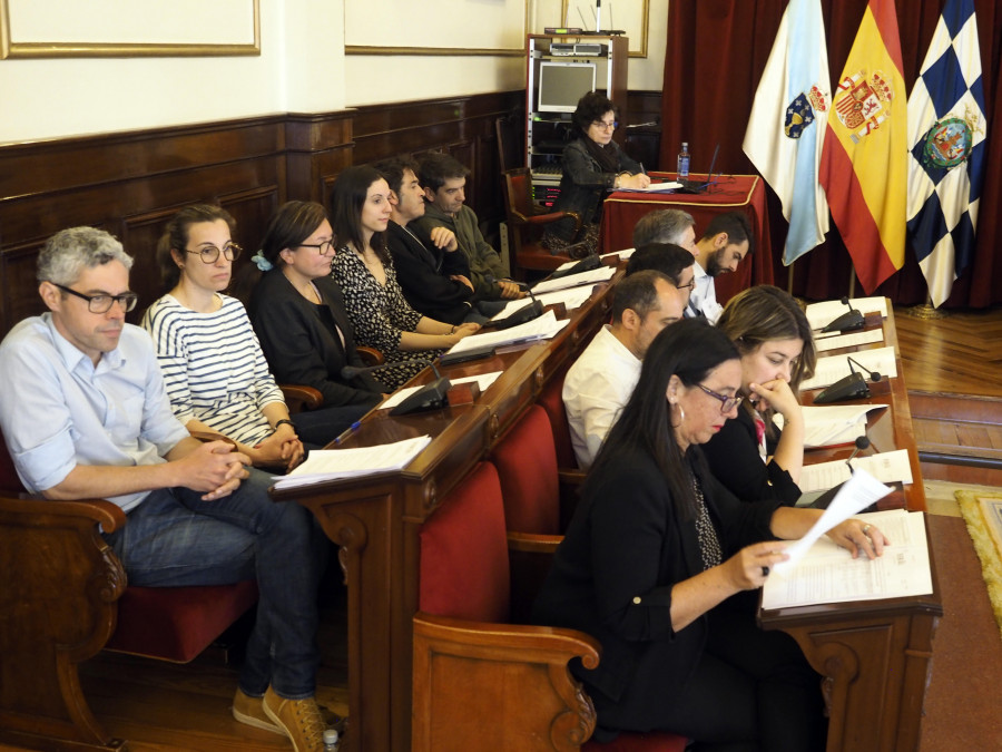 Una apática despedida de la corporación  ferrolana con los últimos abucheos del mandato