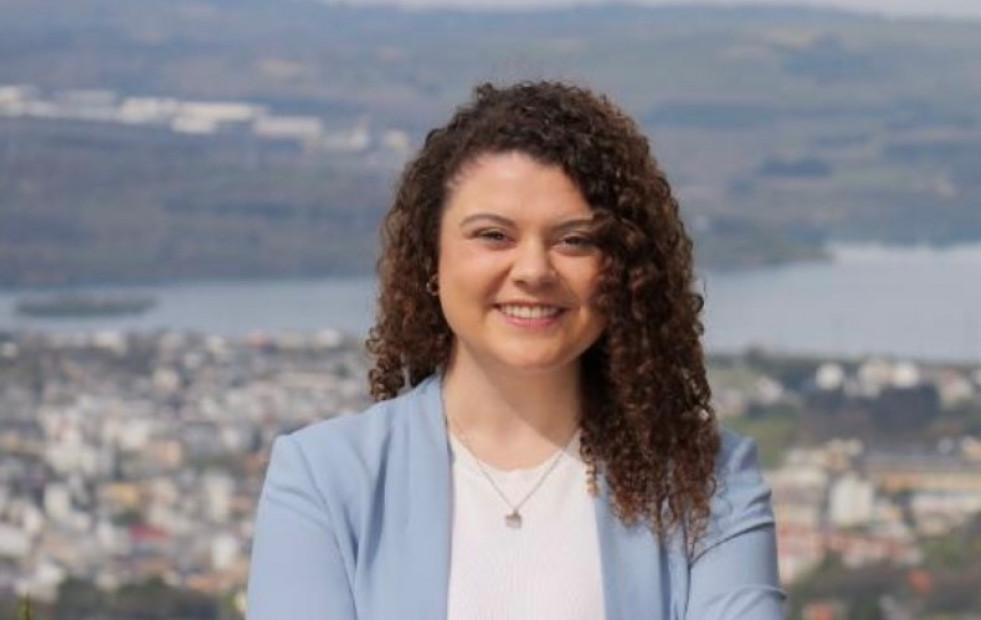 AS PONTES| Carmela Franco (BNG): “Hai que dinamizar turismo e comercio e contar cuns servizos sociais que nos convertan na Vila dos Coidados ”