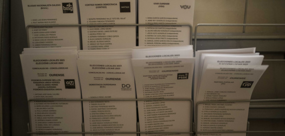 La muerte de un votante retrasa 50 minutos el cierre de una mesa electoral en Ourense