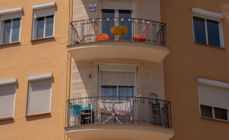 La oferta de vivienda en alquiler se reduce más de un 30 % con la nueva ley
