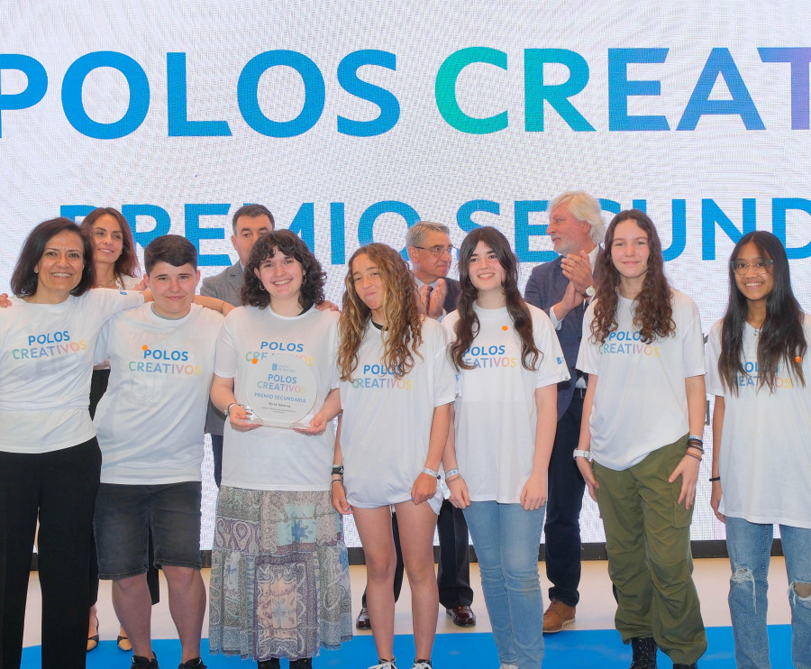 Los alumnos de los IES As Telleiras y de Ortigueira recogen sus galardones de los Polos Creativos