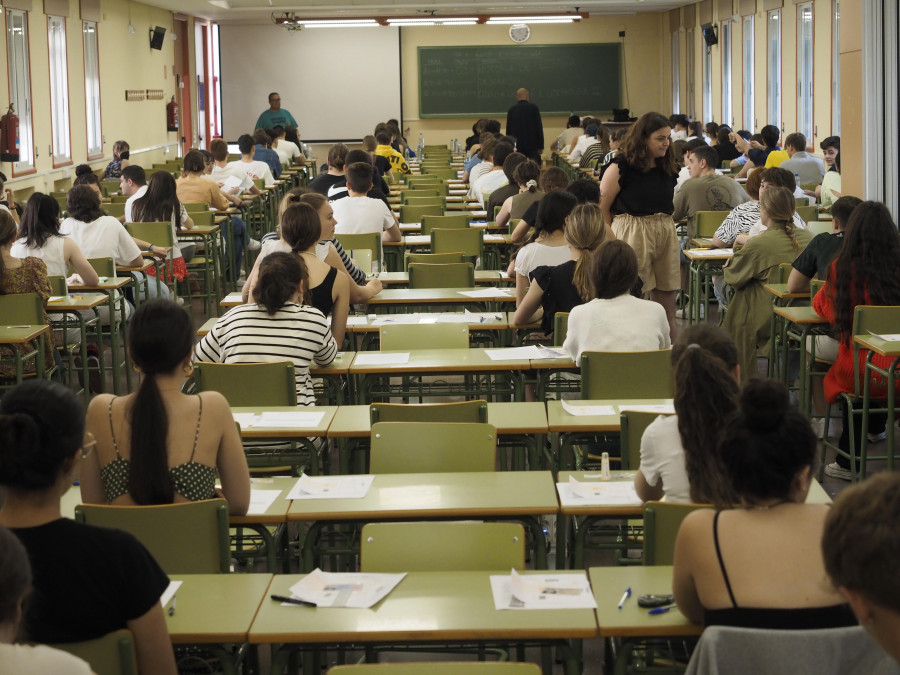 La ABAU toma el Campus de Ferrol