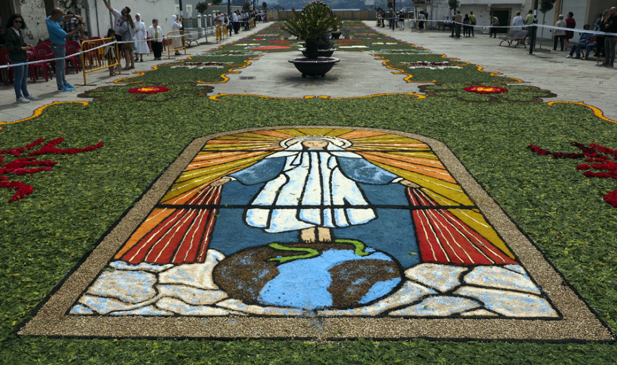 Ares inicia esta semana los preparativos para los tapices de sus alfombras florales