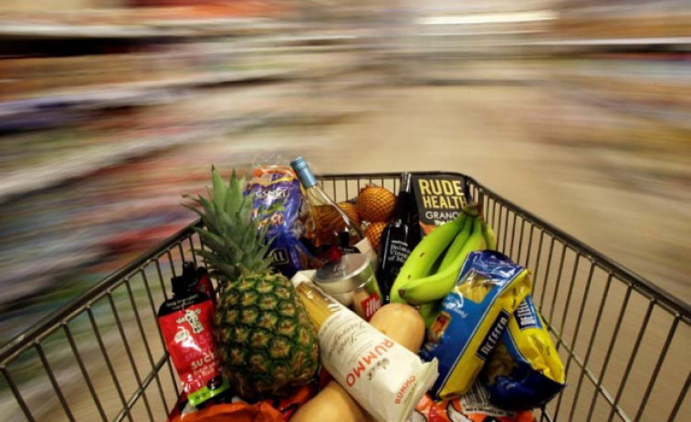 Calviño confirma que el Gobierno mantendrá la rebaja del IVA de los alimentos después de junio