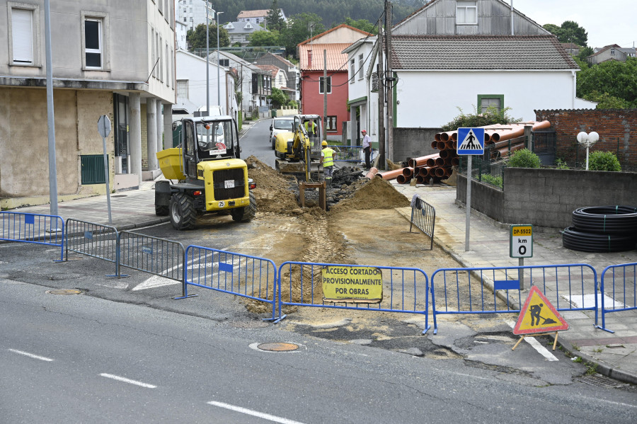 Neda inicia las obras del saneamiento y abastecimiento en la calle Xerardo Luaces