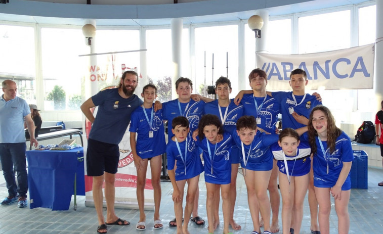 Subcampeonato para los infantiles del Marina Ferrol