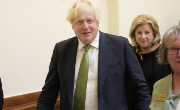 Boris Johnson usa su primera columna periodística para hablar de una píldora para adelgazar