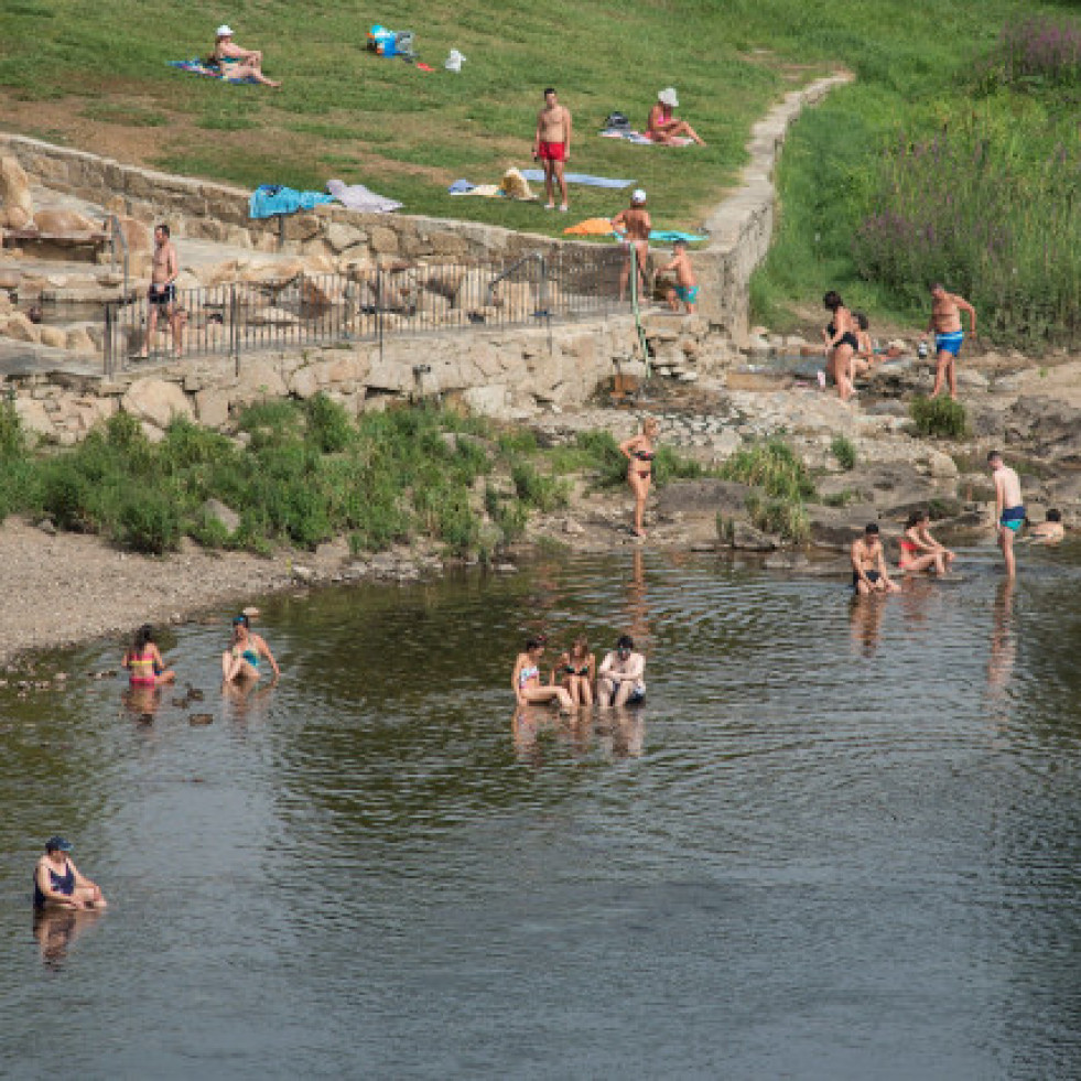 Galicia puede superar los 30 grados este domingo con la entrada de aire cálido