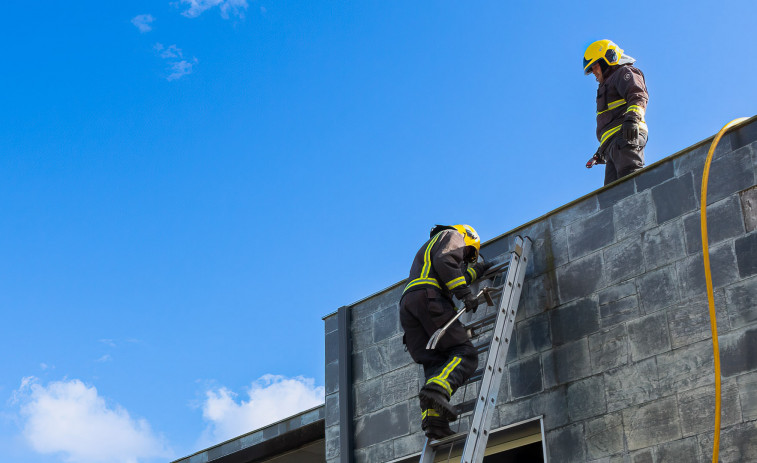 El alcalde de San Sadurniño pide una solución negociada al conflicto laboral de los bomberos comarcales