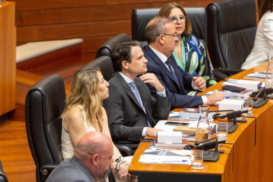 PP y Vox acuerdan un Gobierno de coalición en Extremadura