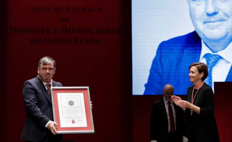 Francisco Vizoso ya es Hijo Adoptivo de la ciudad de Gijón