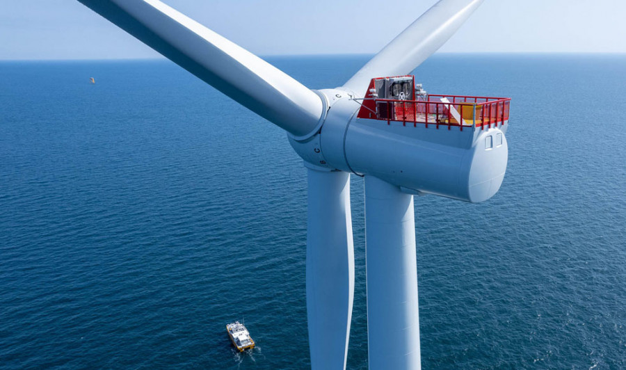 Iberdrola conecta a la red eléctrica las primeras unidades del parque eólico marino Saint-Brieuc