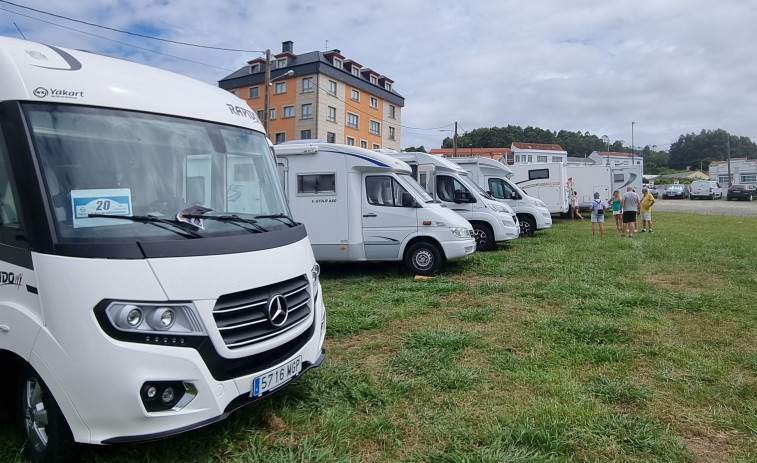 Las autocaravanas de Yakart toman Valdoviño en su ruta por la geografía gallega