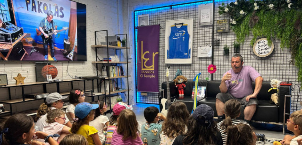 El rockero Pakolas presentó su último libro en un evento infantil en s2m