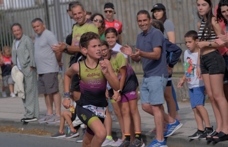 Carlos Bautista y Gabriela Quintás ganan el Campeonato Xunta de triatlón en Ferrol