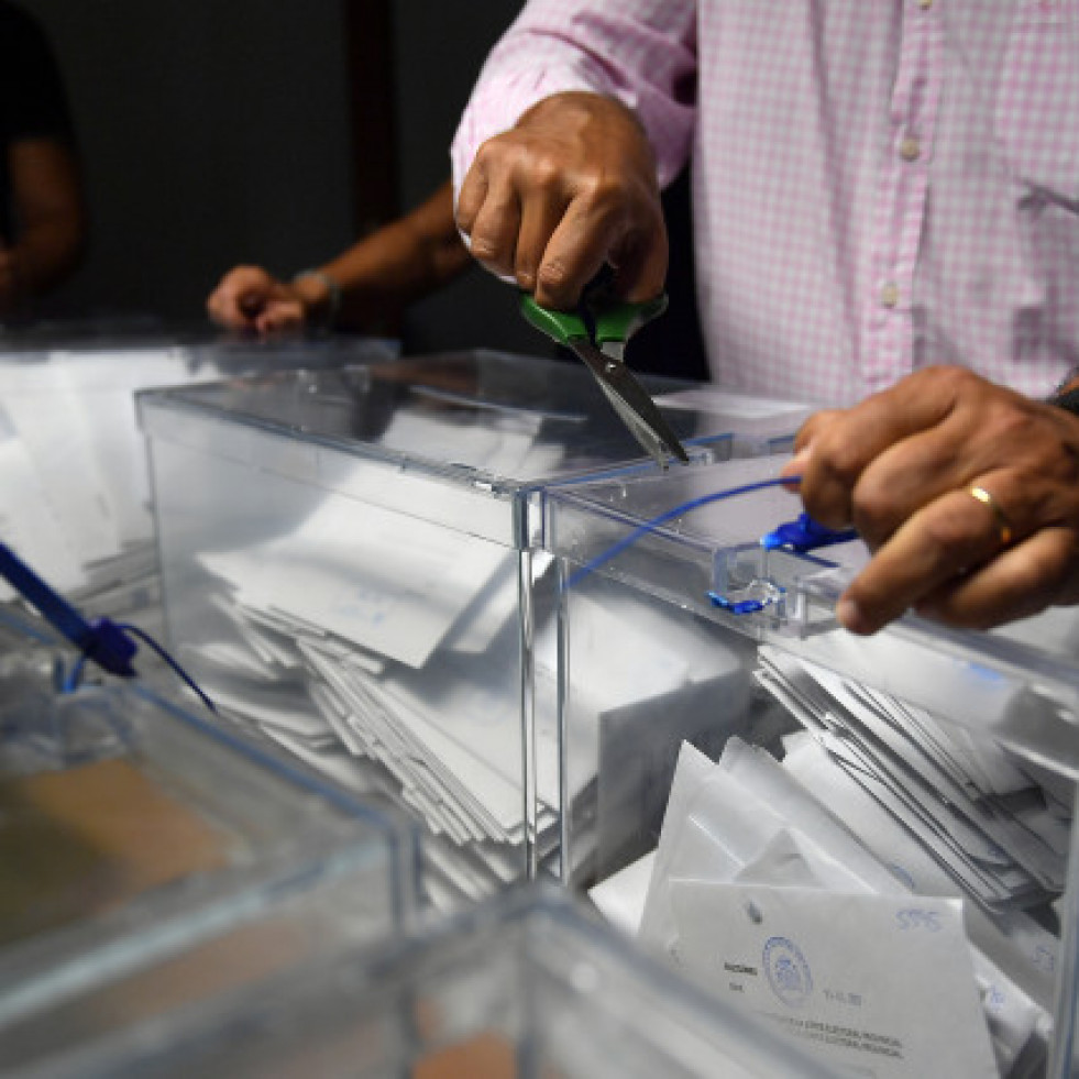 Un total de 233.688 residentes en el extranjero votaron el 23J