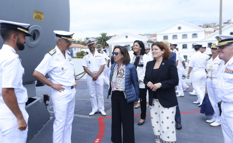 Robles despide en Ferrol a la “Méndez Núñez” y resalta la fiabilidad de España como aliada
