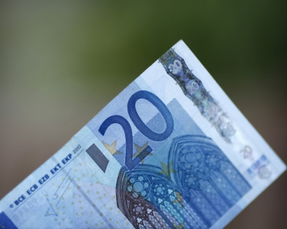EuropaPress 5317930 billetes monedas euros euro dinero 14095257