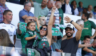 Sortean la camiseta del Racing para apoyar a Manos Unidas en Ferrol