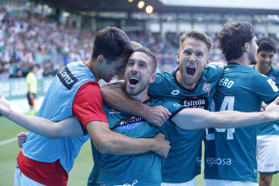 El Racing se mantiene en una nube