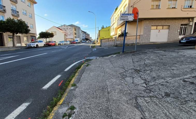 El Concello de Neda inicia los trabajos de acondicionamiento en la avenida de Alxeciras