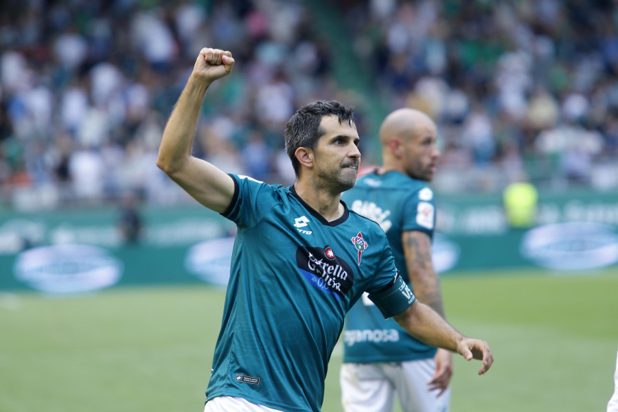 El capitán del Racing de Ferrol, Álex López, pregonero de las fiestas de A Parrocheira