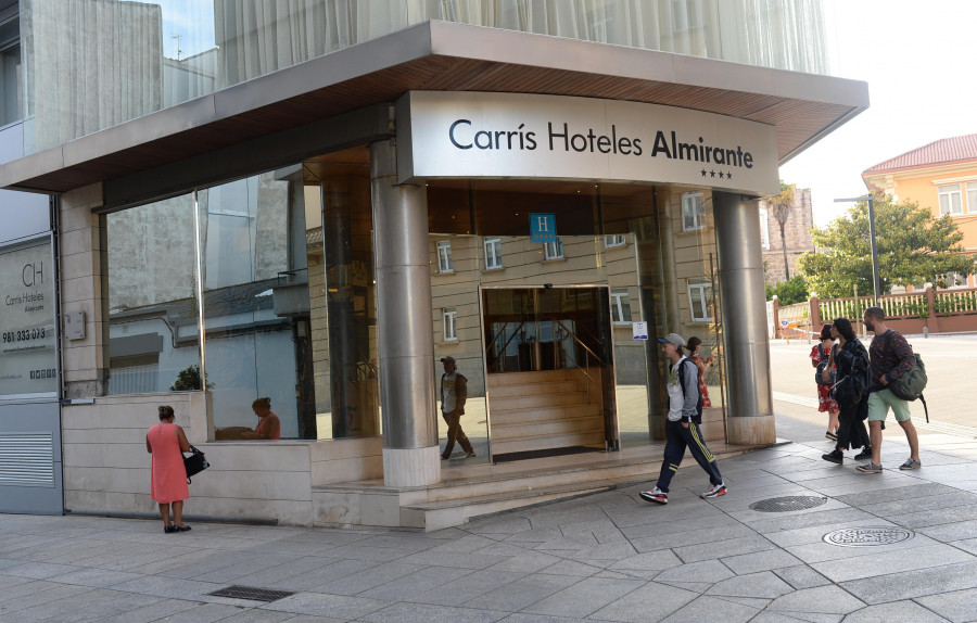 Carrís deja la explotación del hotel Almirante, que pasa a manos de Arroyo Marigalindo
