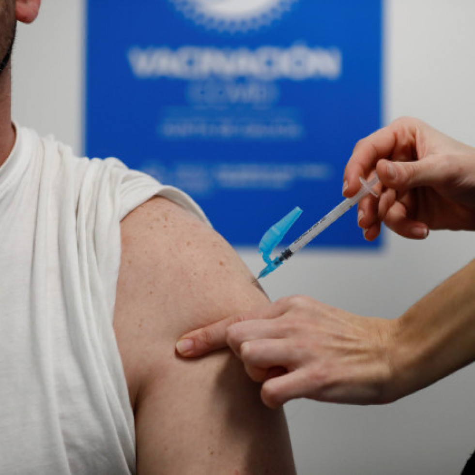Galicia amplía desde el lunes 26 la vacunación frente al virus del papiloma humano a hombres de hasta 21 años
