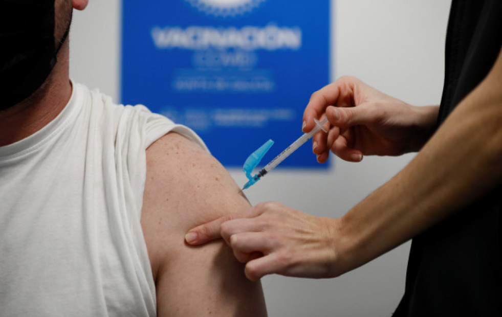 Galicia amplía desde el lunes 26 la vacunación frente al virus del papiloma humano a hombres de hasta 21 años