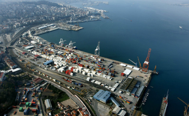 Cuatro detenidos y 2.000 kilos de droga hallados en un barco en las Rías Baixas