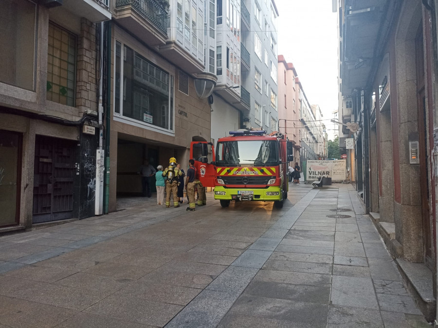 Los Bomberos atienden dos salidas simultáneas en Valdoviño y Ferrol