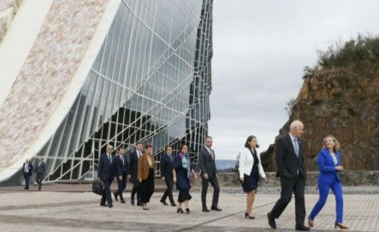 Bruselas pide a los 27 que mantengan el 