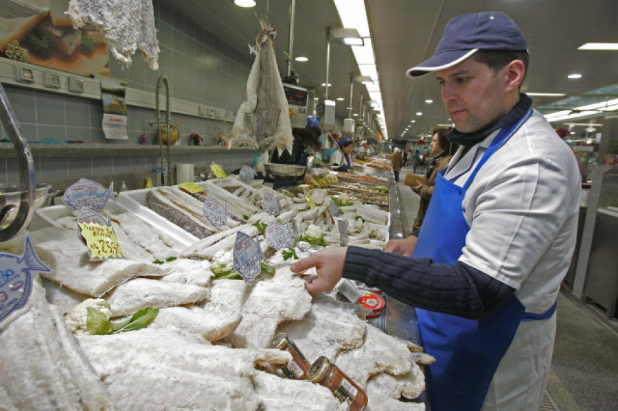 Los pescadores gallegos podrán capturar un 91% más de bacalao y un 57% de gallineta