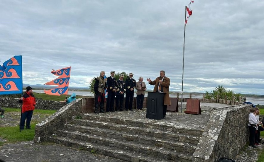 El “Centinela” participó en Irlanda en los actos de recuerdo de la derrota de la Gran Armada
