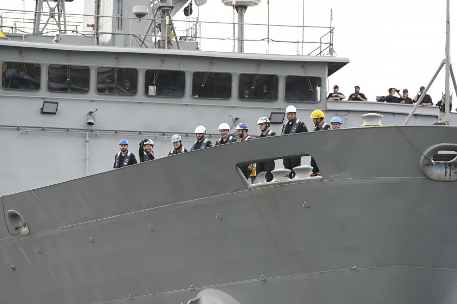 El BAC “Patiño” parte hacia el Mediterráneo para integrarse en el grupo naval de la OTAN